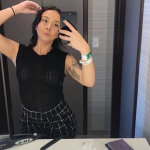 Meet your Posher, Fatima